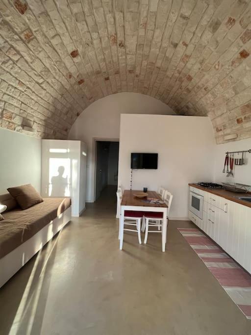 Villa Dominique Relax A Pochi Kilometri Dal Mare Carovigno Exterior foto