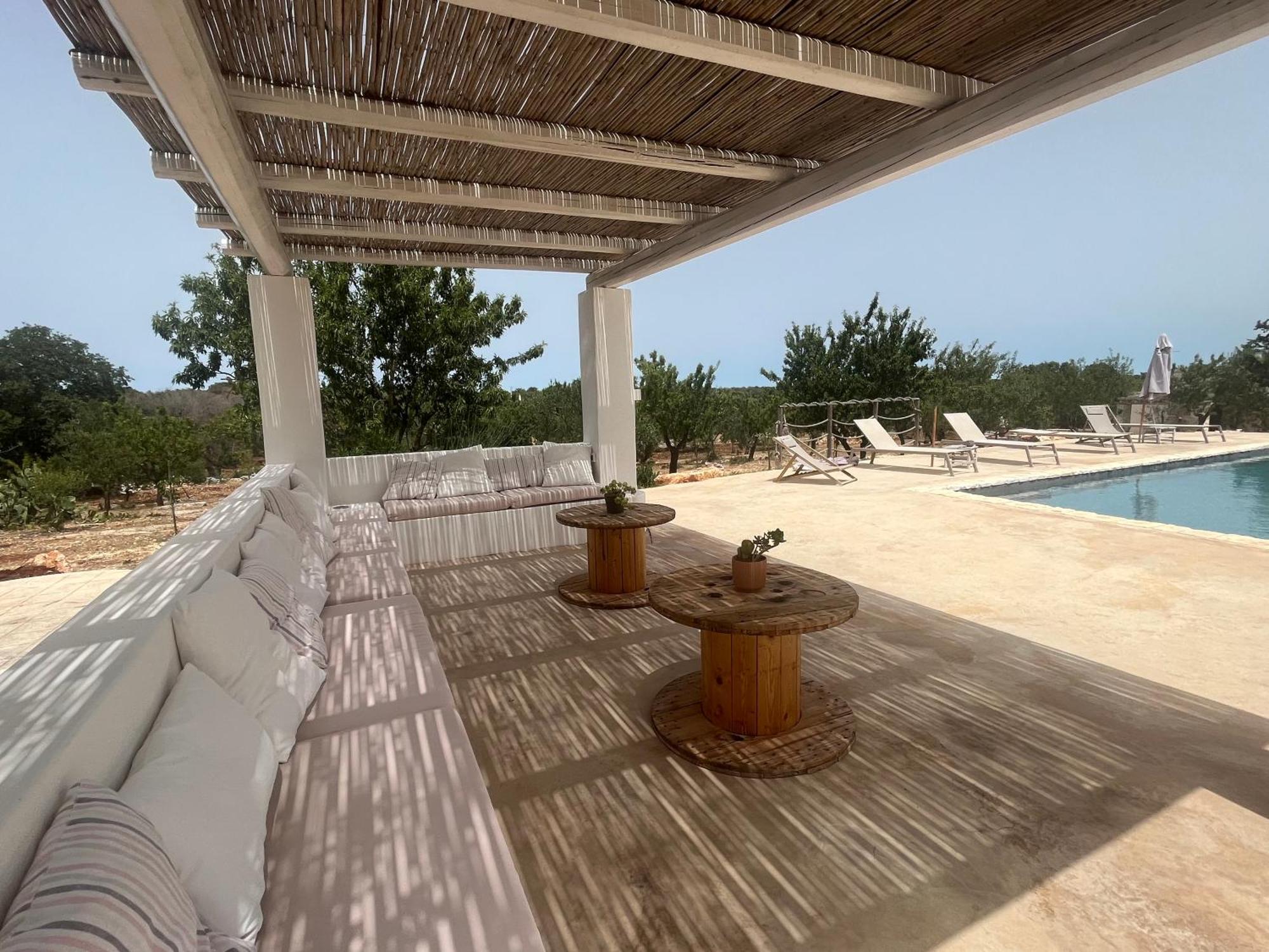 Villa Dominique Relax A Pochi Kilometri Dal Mare Carovigno Exterior foto